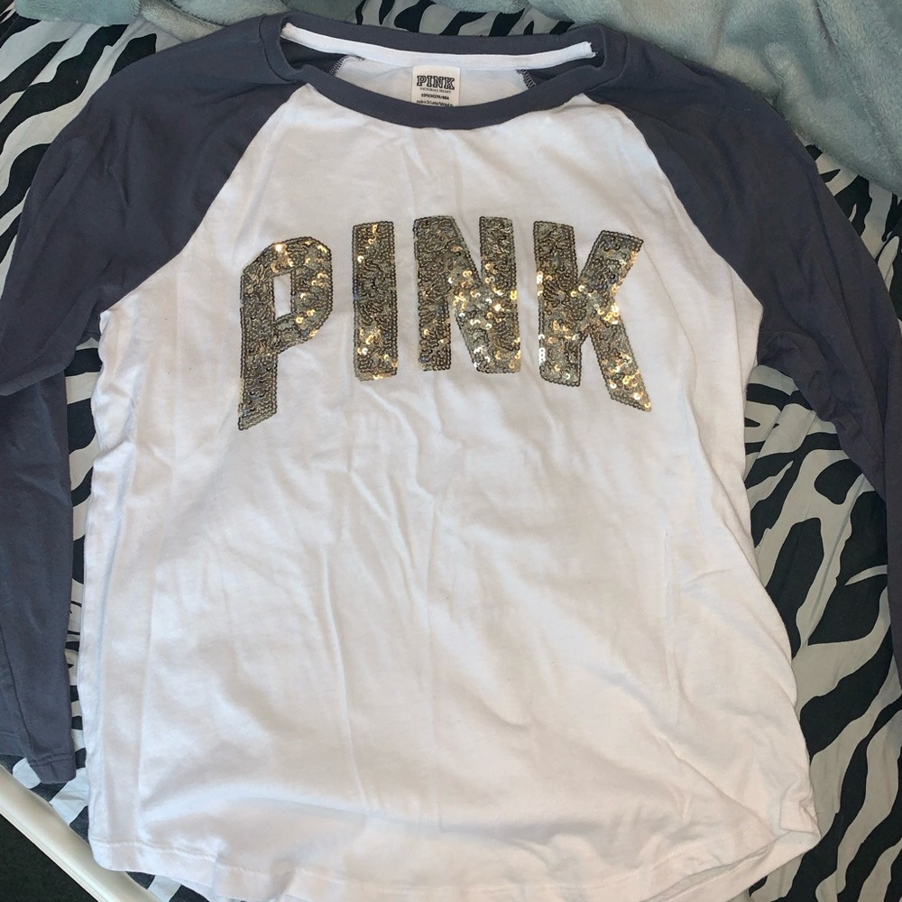 Pink VS shirt!! Please buy